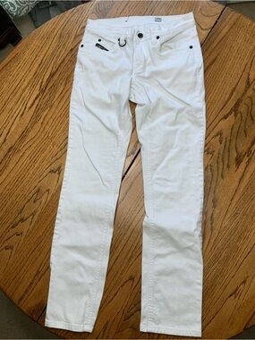 Empyre Men's White Slim Jeans Size 28 Like New Condition